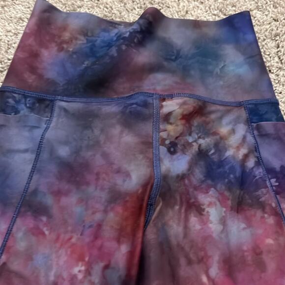 ATHLETA Salutation II Stash Pocket Capri Leggings Supernova Purple Pink XXS - Picture 5 of 16